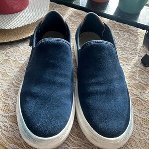 UGG Blue Suede Alameda Slip-On Sneaker